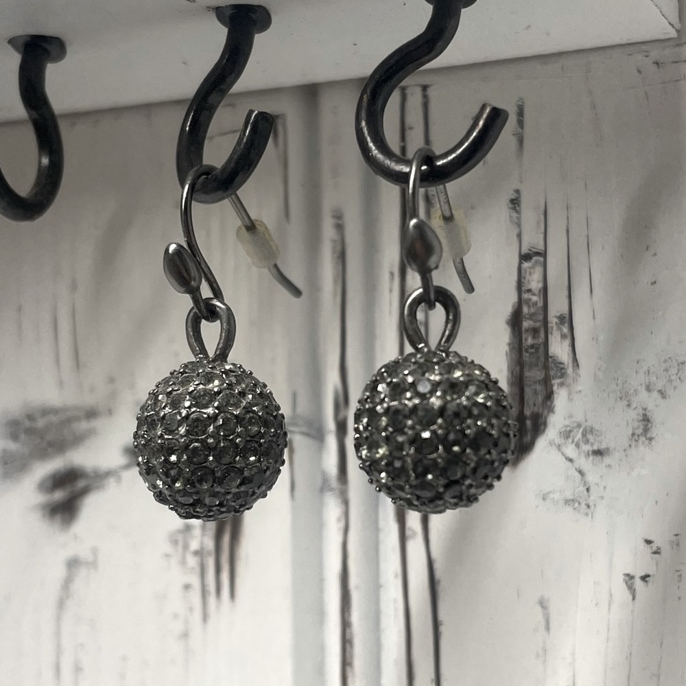 Stella & Dot Essential Pave Drops
